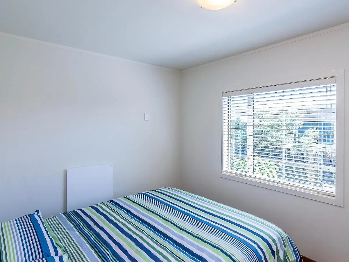 Kapiti At The Coast - Waikanae Holiday Home